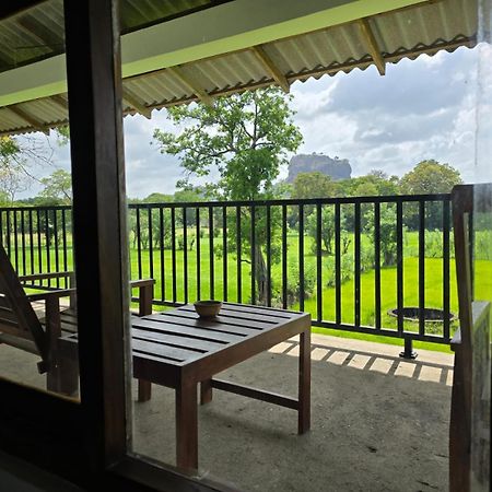 Sigiriya Paradise Inn Exterior foto